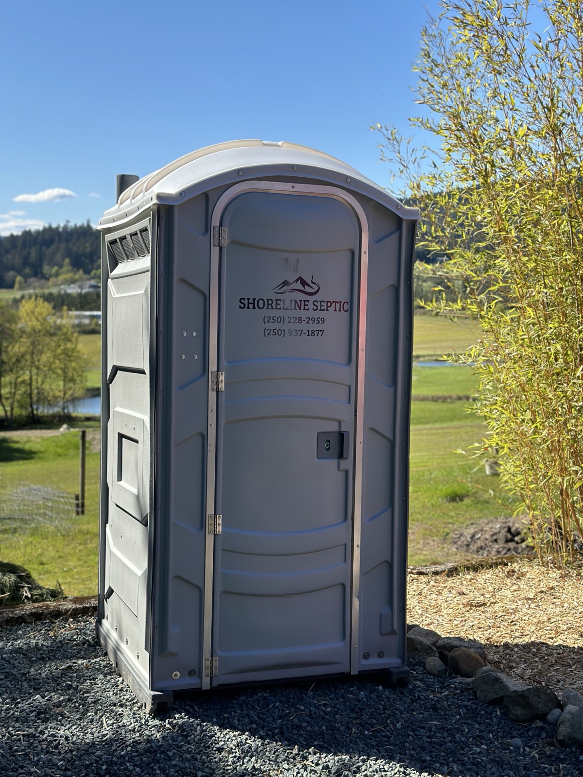 Shoreline Septic technician on site